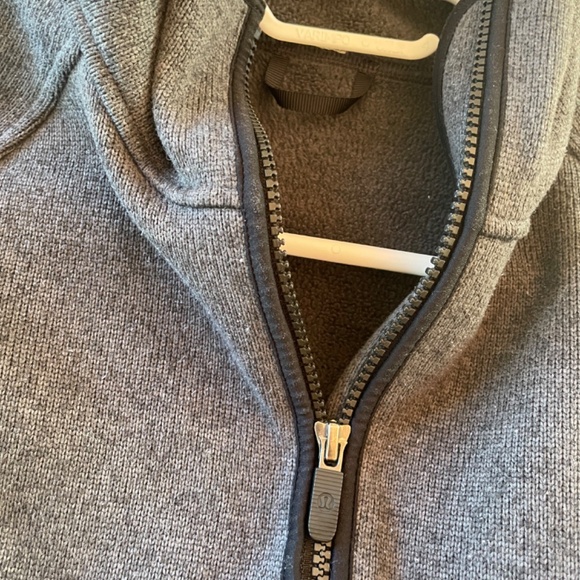 Lululemon half zip - Picture 3 of 4
